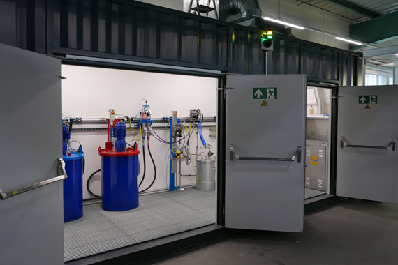 Konstruktion und Bau eines Mischcontainer gemäß ATEX Verordnung mit Mischanlage, 3K- Farbanlage und Arbeitstischen